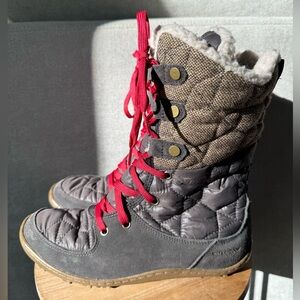 Columbia Women's Powder Summit Mid Insulated Waterproof Snow Boots Size 6.5